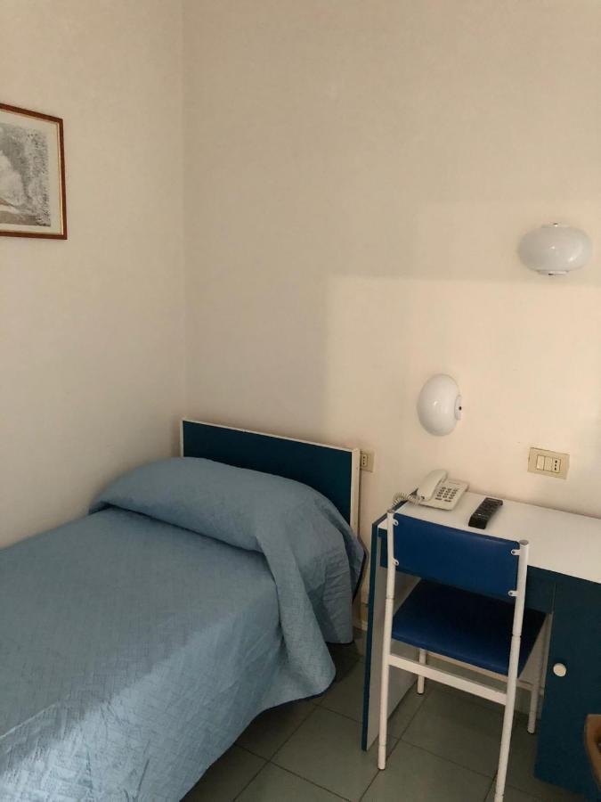 Hotel Mediterraneo Rimini Ngoại thất bức ảnh