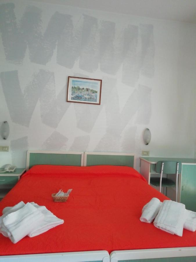 Hotel Mediterraneo Rimini Ngoại thất bức ảnh