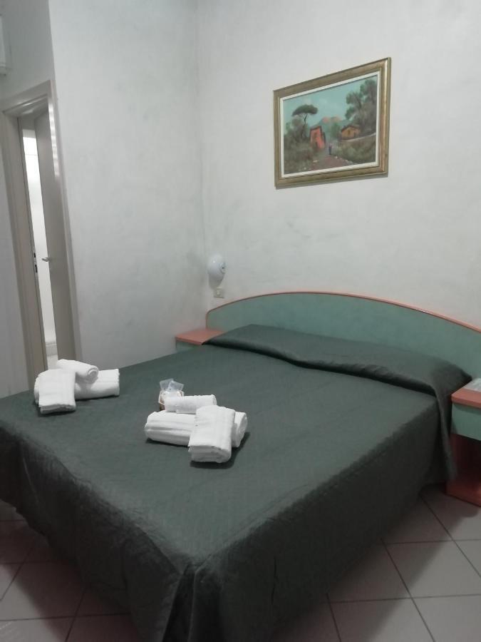 Hotel Mediterraneo Rimini Ngoại thất bức ảnh